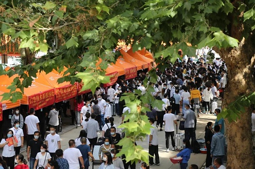 石家莊東華鐵路學(xué)校2023年春季班開始報(bào)名啦！