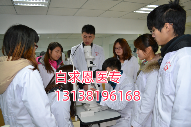 石家莊白求恩醫(yī)學(xué)中專學(xué)校交通怎么樣？